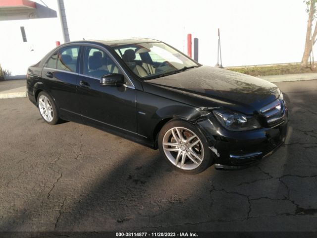 MERCEDES-BENZ C 250 2012 wddgf4hb6ca720840