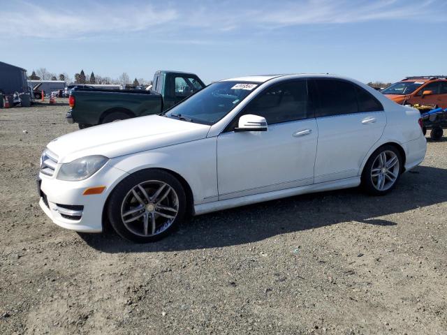 MERCEDES-BENZ C-CLASS 2013 wddgf4hb6da748428