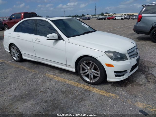 MERCEDES-BENZ C-CLASS 2013 wddgf4hb8da852676