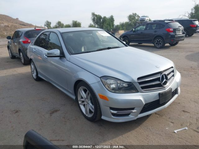 MERCEDES-BENZ C 250 2014 wddgf4hb8ea966646