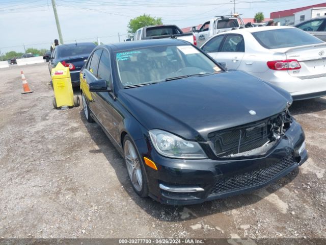 MERCEDES-BENZ C 250 2012 wddgf4hbxca624824