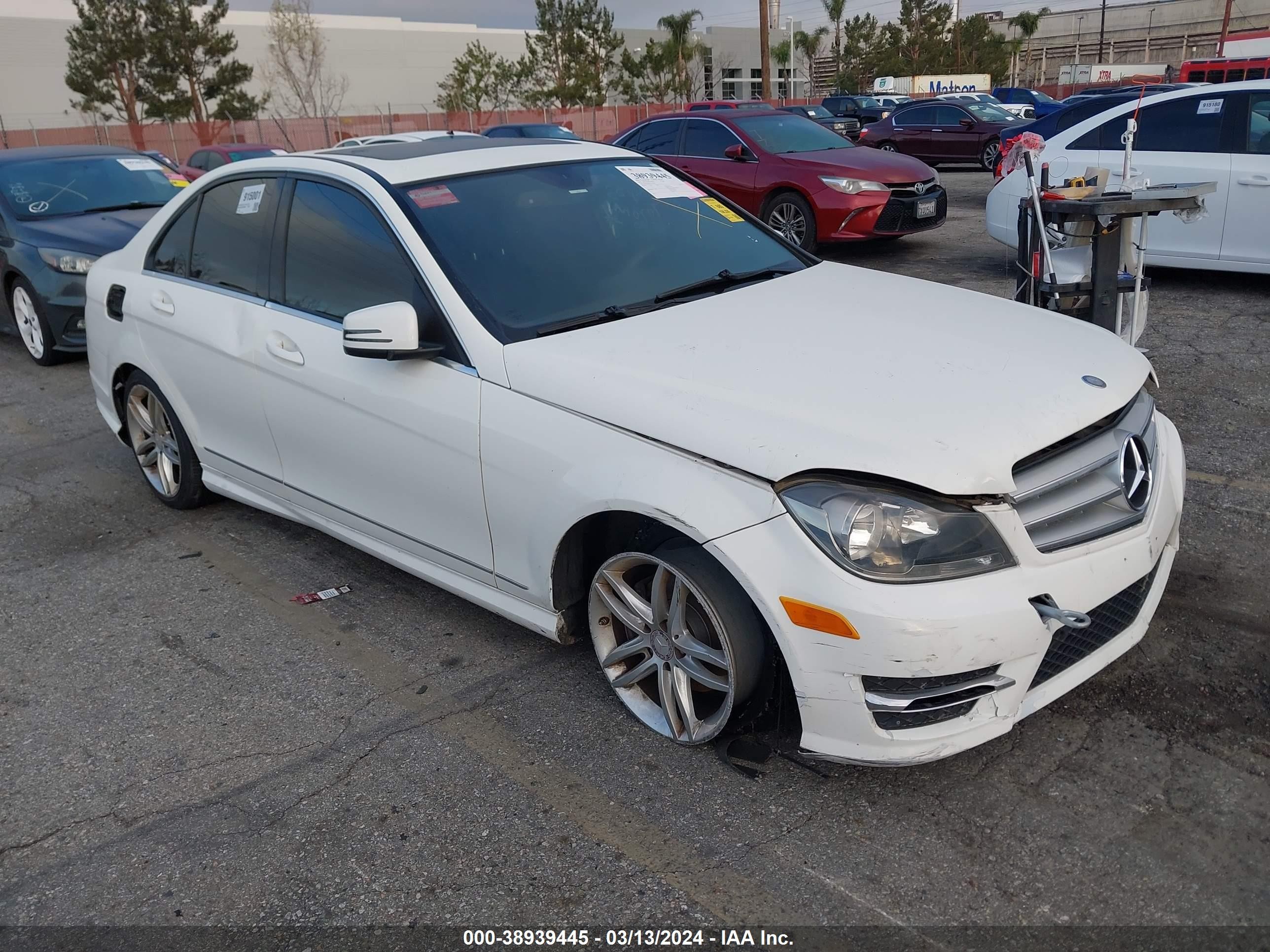 MERCEDES-BENZ NULL 2013 wddgf4hbxda765524