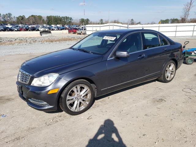 MERCEDES-BENZ C 250 2013 wddgf4hbxda854249