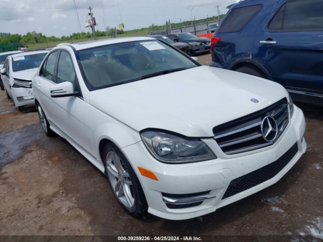 MERCEDES-BENZ C 250 2014 wddgf4hbxea927962