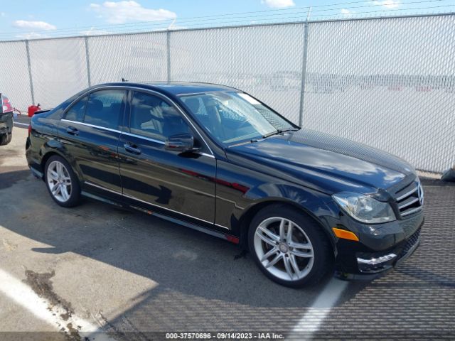 MERCEDES-BENZ C-CLASS 2014 wddgf4hbxea945877