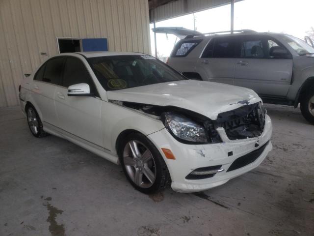 MERCEDES-BENZ C 300 2011 wddgf5eb0ba512039