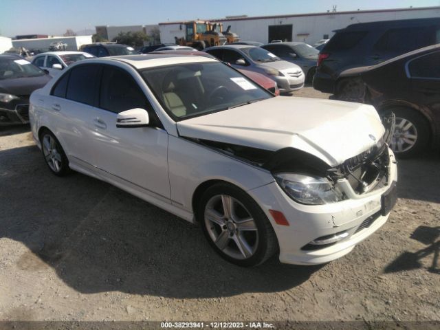 MERCEDES-BENZ C 300 2011 wddgf5eb1ba517427