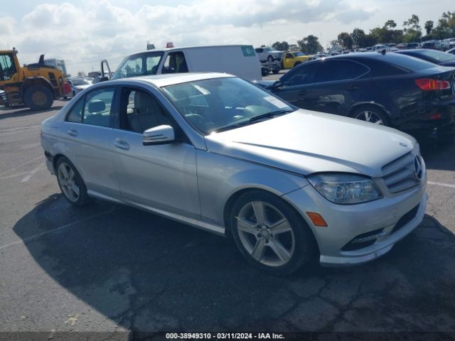 MERCEDES-BENZ C 300 2011 wddgf5eb1br152278