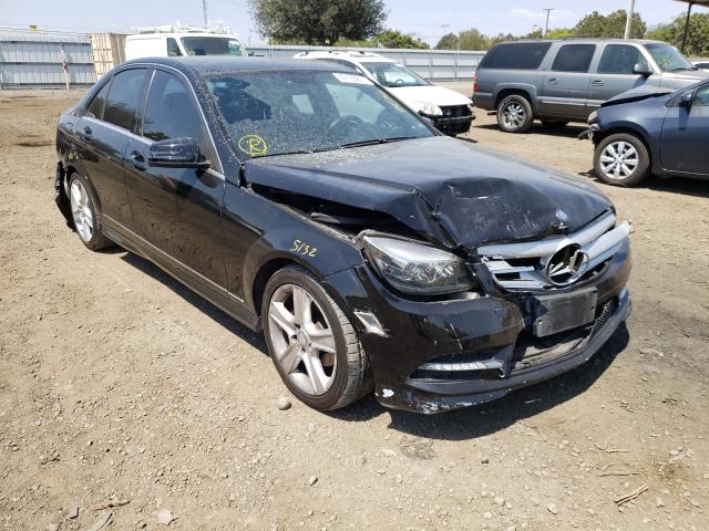 MERCEDES-BENZ C300 2011 wddgf5eb2ba519008