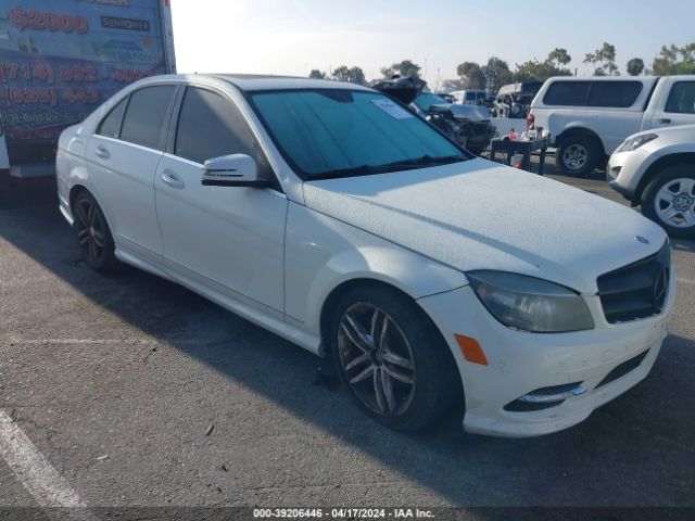 MERCEDES-BENZ C 300 2011 wddgf5eb3br148880