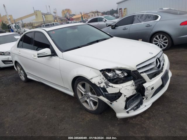 MERCEDES-BENZ C 300 2011 wddgf5eb3br181250