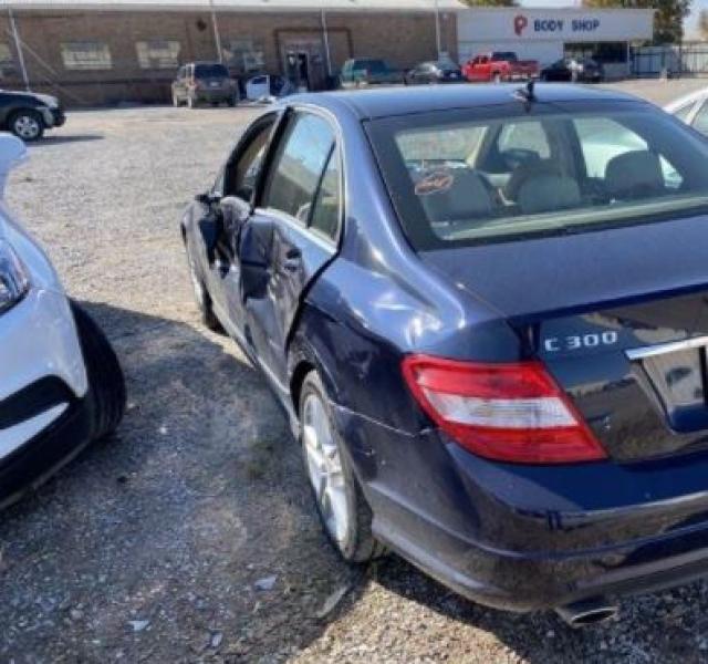 MERCEDES-BENZ C 300 2011 wddgf5eb3br185573