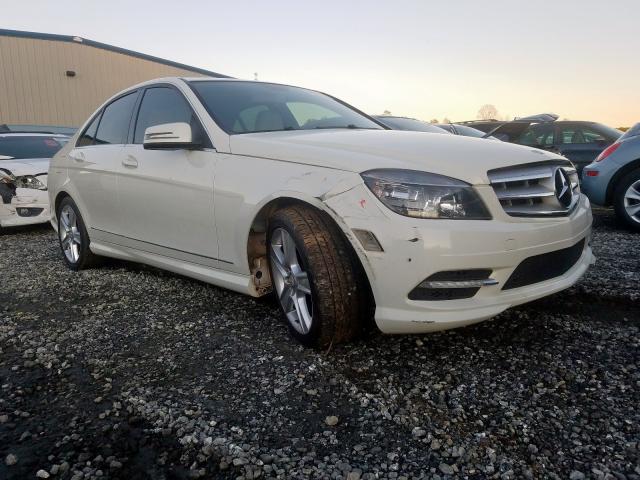 MERCEDES-BENZ C 300 2011 wddgf5eb4br165641