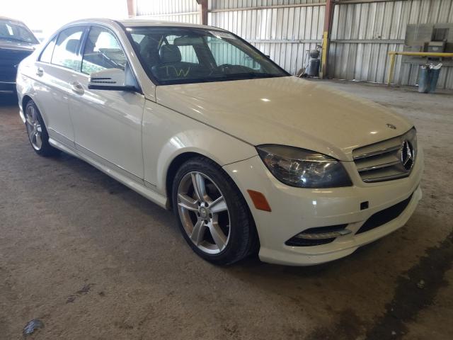 MERCEDES-BENZ C 300 2011 wddgf5eb6br172042