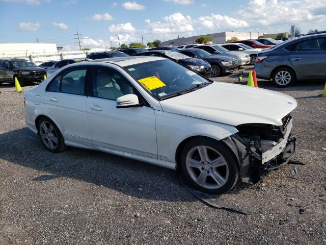 MERCEDES-BENZ C 300 2010 wddgf5eb7ar094482