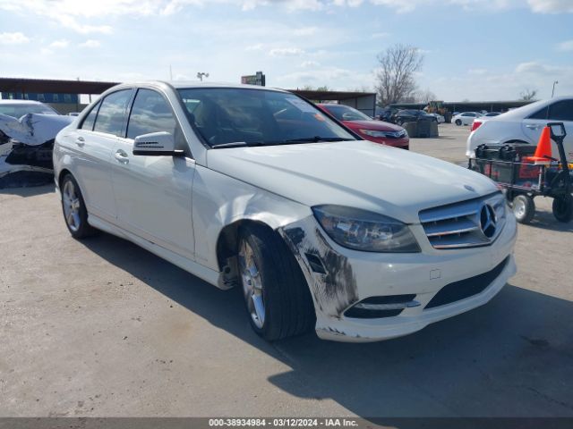 MERCEDES-BENZ C 300 2011 wddgf5eb7br133623