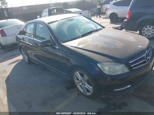 MERCEDES-BENZ C 300 2011 wddgf5eb8br152360