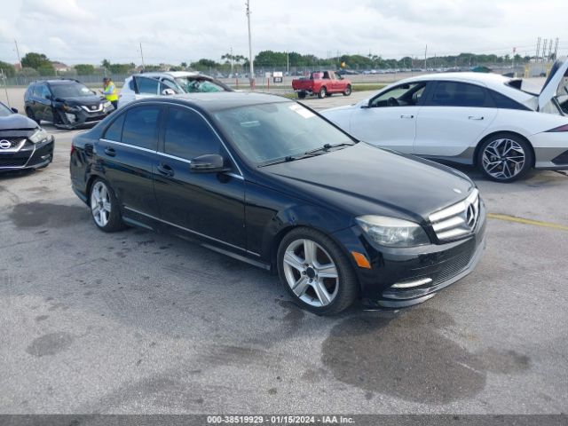 MERCEDES-BENZ C 300 2011 wddgf5ebxba509309