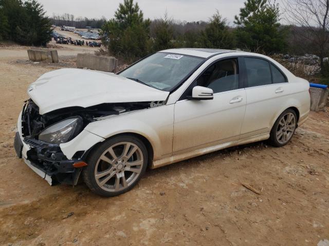 MERCEDES-BENZ C 300 2011 wddgf5ebxba528376