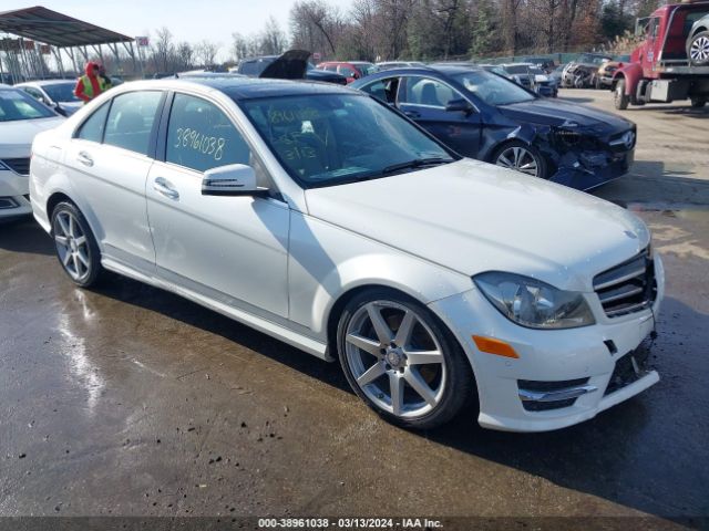 MERCEDES-BENZ C 350 2014 wddgf5hb7ea905102