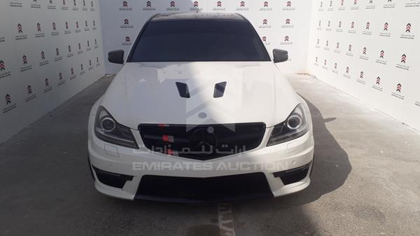 MERCEDES-BENZ C 63 AMG 2009 wddgf77x59f240475