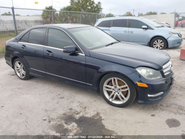 MERCEDES-BENZ C 300 2013 wddgf8ab0dr263611