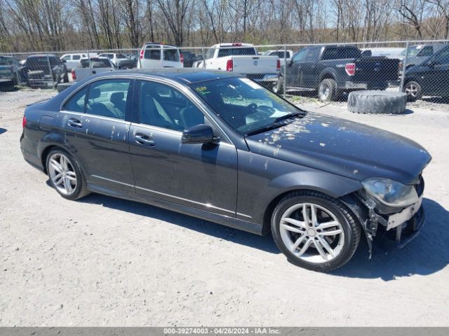 MERCEDES-BENZ C 300 2014 wddgf8ab1ea940732