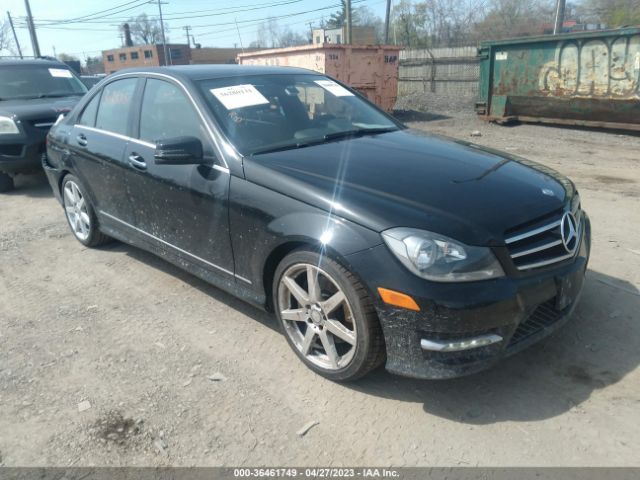 MERCEDES-BENZ C 300 2014 wddgf8ab1ea946028