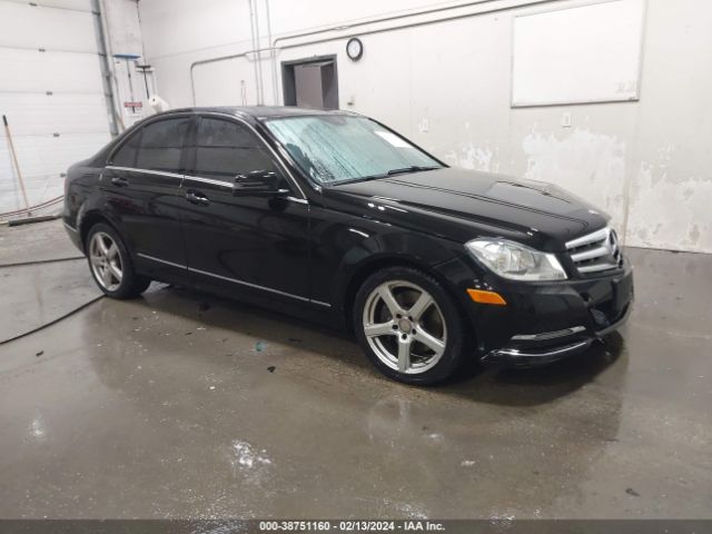 MERCEDES-BENZ C 300 2013 wddgf8ab2dr285979