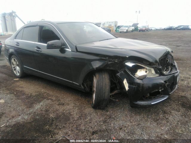 MERCEDES-BENZ C 300 2013 wddgf8ab3dr242560