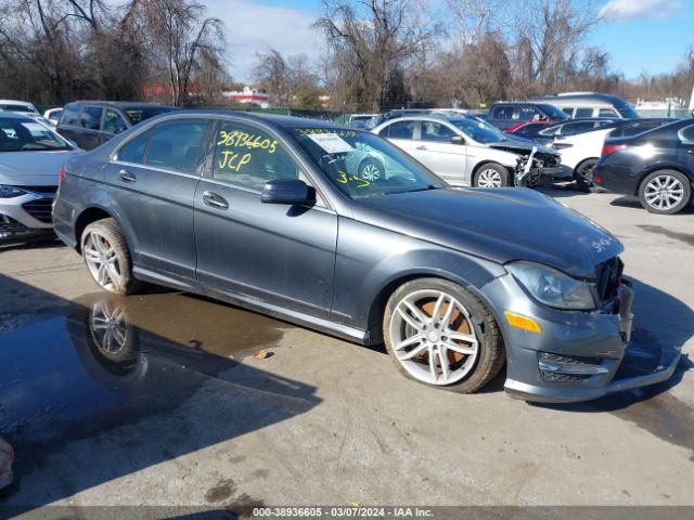 MERCEDES-BENZ C 300 2014 wddgf8ab3ea953126