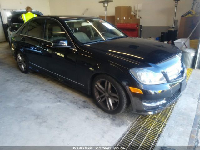 MERCEDES-BENZ C 300 2013 wddgf8ab4dr280671