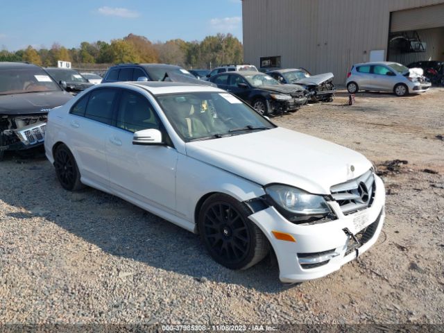 MERCEDES-BENZ C 300 2013 wddgf8ab5dr251423