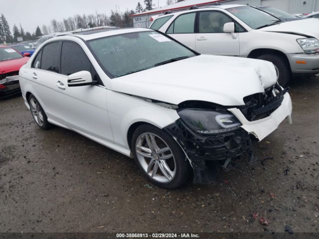 MERCEDES-BENZ C 300 2013 wddgf8ab6dr255254