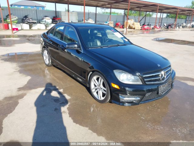 MERCEDES-BENZ C 300 2013 wddgf8ab6dr265184