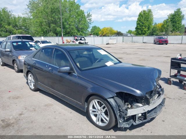 MERCEDES-BENZ C 300 2013 wddgf8ab7dr245638