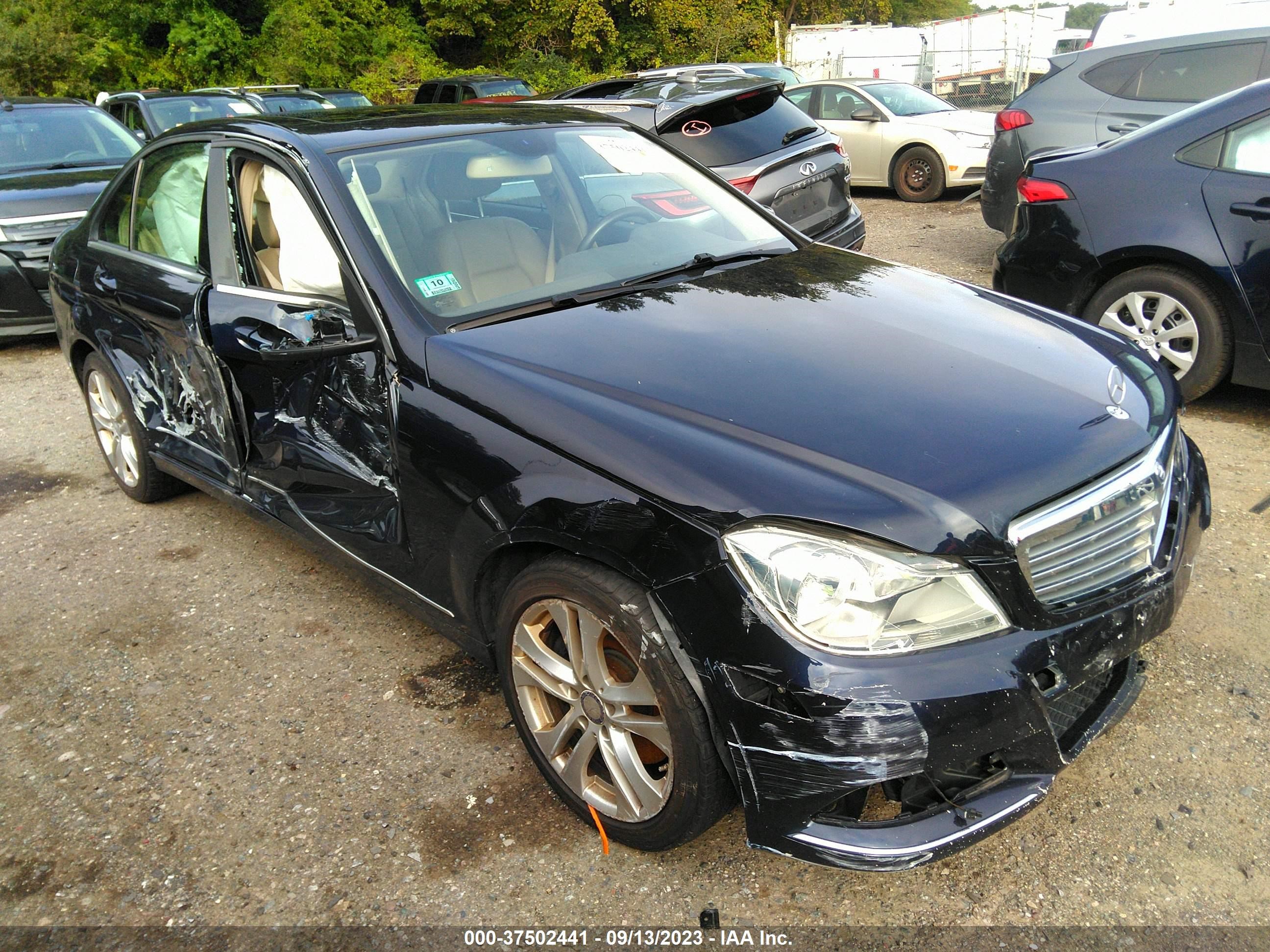 MERCEDES-BENZ C-KLASSE 2013 wddgf8ab7dr283967