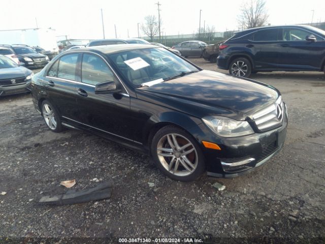 MERCEDES-BENZ C 300 2013 wddgf8ab8dr243414