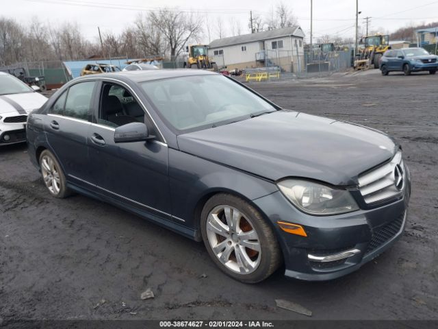 MERCEDES-BENZ C 300 2013 wddgf8ab8dr256406