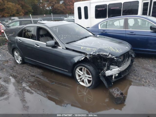 MERCEDES-BENZ C 300 2013 wddgf8ab8dr271715