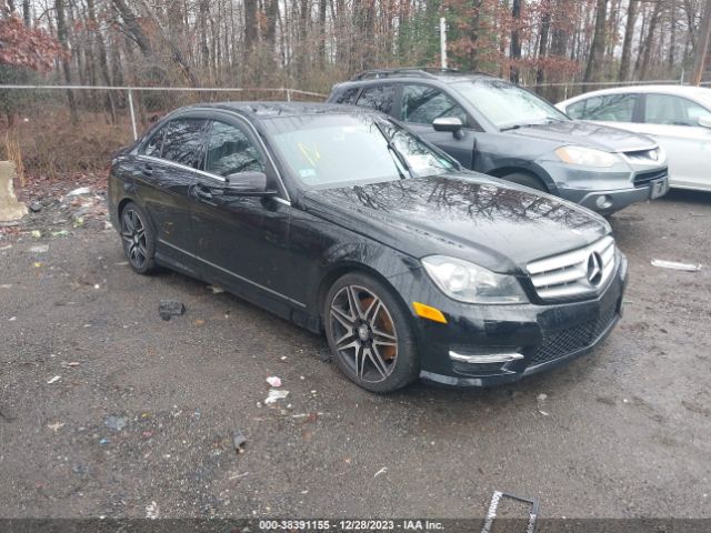 MERCEDES-BENZ C 300 2013 wddgf8abxdr265334