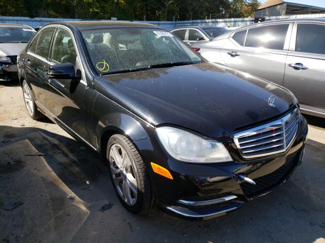 MERCEDES-BENZ C300 2013 wddgf8abxdr284658