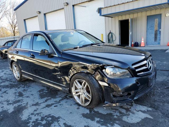 MERCEDES-BENZ C 300 4MAT 2014 wddgf8abxea913416