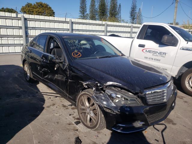 MERCEDES-BENZ C 300 4MAT 2014 wddgf8abxer319961