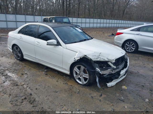 MERCEDES-BENZ C 300 2010 wddgf8bb0af449404