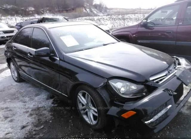 MERCEDES-BENZ NULL 2012 wddgf8bb0ca713379