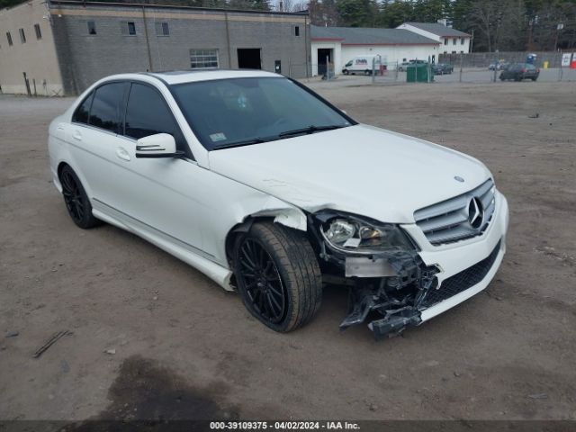 MERCEDES-BENZ C 300 2012 wddgf8bb0cr207620