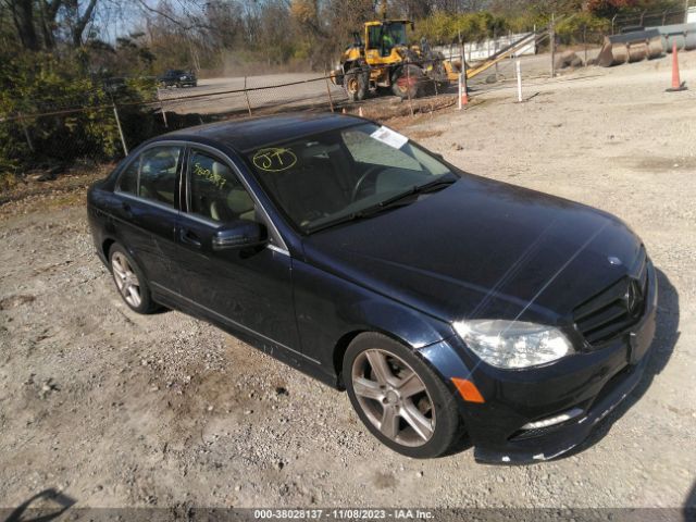 MERCEDES-BENZ C 300 2011 wddgf8bb1br133929