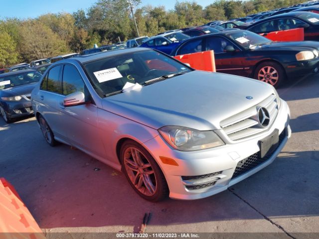 MERCEDES-BENZ C 300 2012 wddgf8bb1cr239265