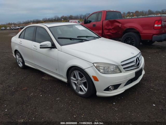 MERCEDES-BENZ C 300 2010 wddgf8bb2ar100436